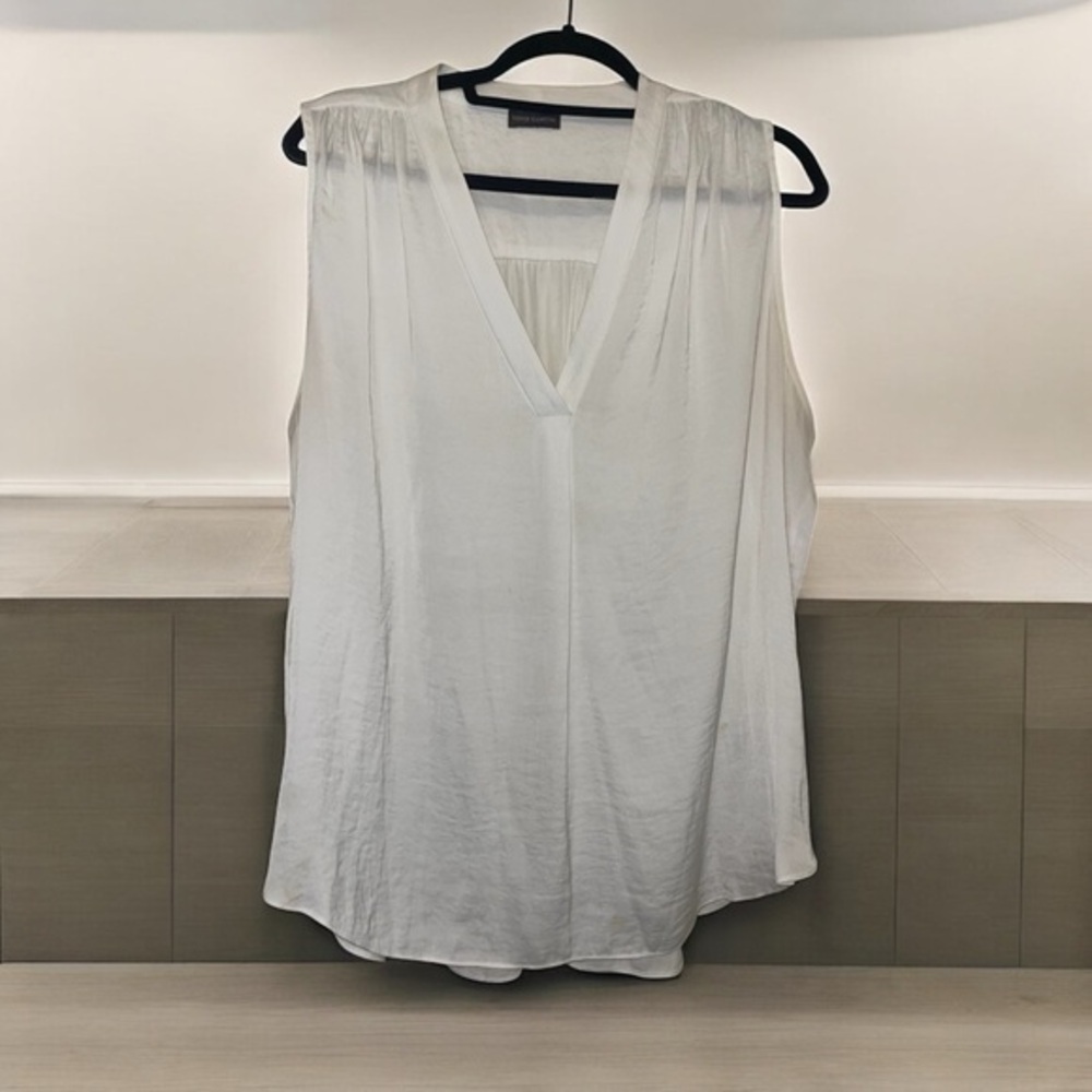 Vince Camuto Cream Sleeveless Tank Top Relaxed Fit
